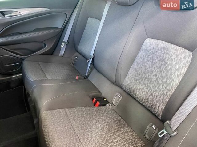 Синій Опель Інсігнія, об'ємом двигуна 0 л та пробігом 143 тис. км за 17550 $, фото 12 на Automoto.ua