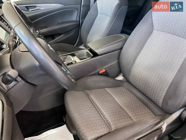 Синій Опель Інсігнія, об'ємом двигуна 0 л та пробігом 143 тис. км за 17550 $, фото 6 на Automoto.ua