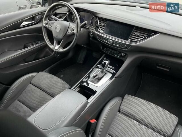 Синій Опель Інсігнія, об'ємом двигуна 1.5 л та пробігом 155 тис. км за 18321 $, фото 26 на Automoto.ua