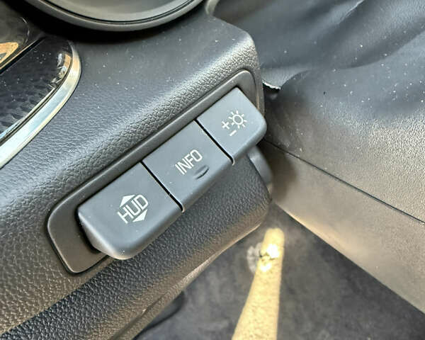 Синій Опель Інсігнія, об'ємом двигуна 1.6 л та пробігом 156 тис. км за 15500 $, фото 43 на Automoto.ua