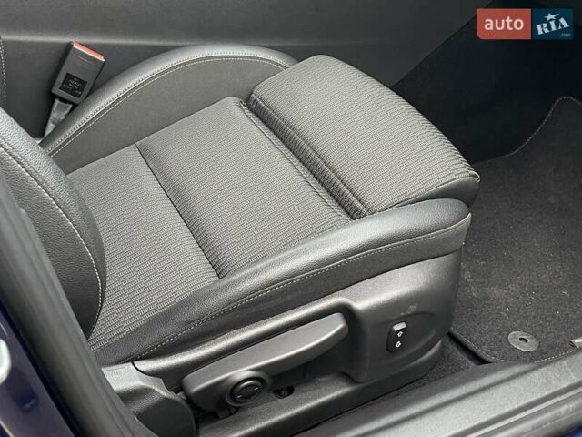 Синій Опель Інсігнія, об'ємом двигуна 1.5 л та пробігом 155 тис. км за 18321 $, фото 9 на Automoto.ua