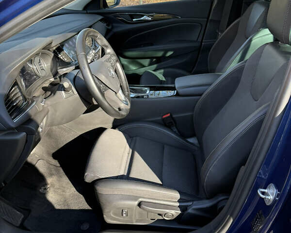 Синий Опель Инсигния, объемом двигателя 1.6 л и пробегом 156 тыс. км за 15500 $, фото 38 на Automoto.ua