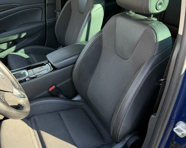 Синий Опель Инсигния, объемом двигателя 1.6 л и пробегом 156 тыс. км за 15500 $, фото 39 на Automoto.ua