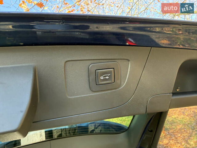 Синий Опель Инсигния, объемом двигателя 1.6 л и пробегом 156 тыс. км за 15500 $, фото 30 на Automoto.ua