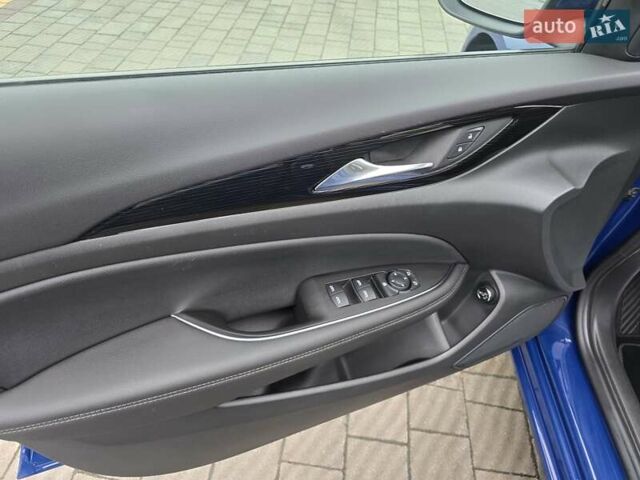 Синий Опель Инсигния, объемом двигателя 2 л и пробегом 240 тыс. км за 14900 $, фото 51 на Automoto.ua