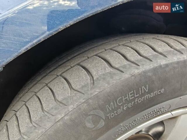 Синий Опель Инсигния, объемом двигателя 1.96 л и пробегом 131 тыс. км за 13500 $, фото 7 на Automoto.ua