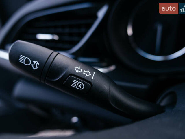 Синій Опель Інсігнія, об'ємом двигуна 2 л та пробігом 200 тис. км за 16500 $, фото 48 на Automoto.ua