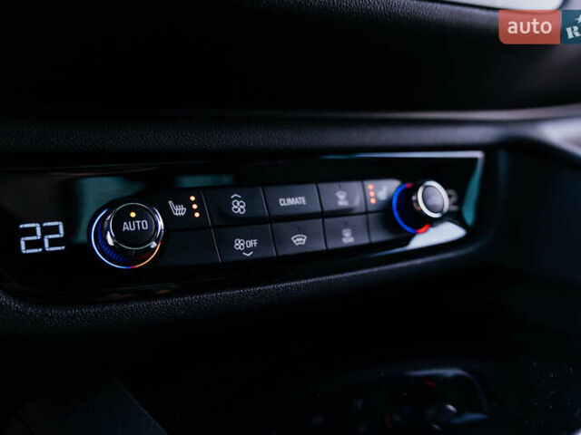 Синій Опель Інсігнія, об'ємом двигуна 2 л та пробігом 242 тис. км за 16500 $, фото 53 на Automoto.ua