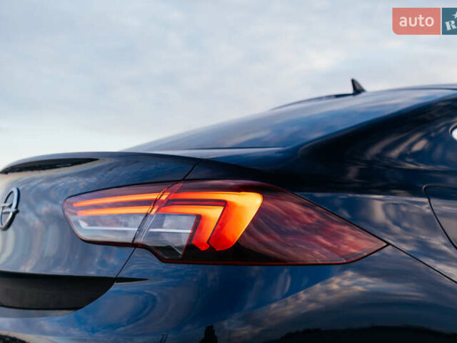 Синій Опель Інсігнія, об'ємом двигуна 2 л та пробігом 200 тис. км за 16500 $, фото 12 на Automoto.ua