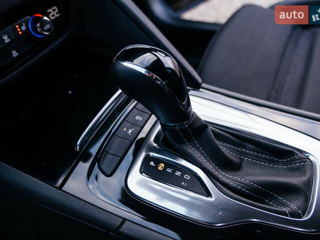 Синій Опель Інсігнія, об'ємом двигуна 2 л та пробігом 200 тис. км за 16500 $, фото 56 на Automoto.ua