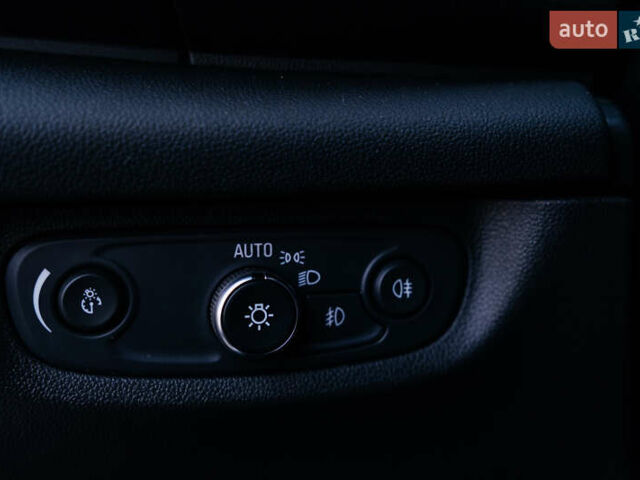 Синій Опель Інсігнія, об'ємом двигуна 2 л та пробігом 200 тис. км за 16500 $, фото 47 на Automoto.ua