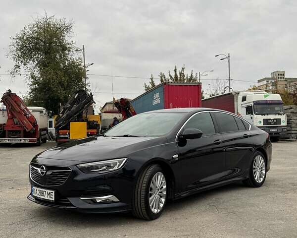 Синий Опель Инсигния, объемом двигателя 1.6 л и пробегом 170 тыс. км за 18500 $, фото 1 на Automoto.ua