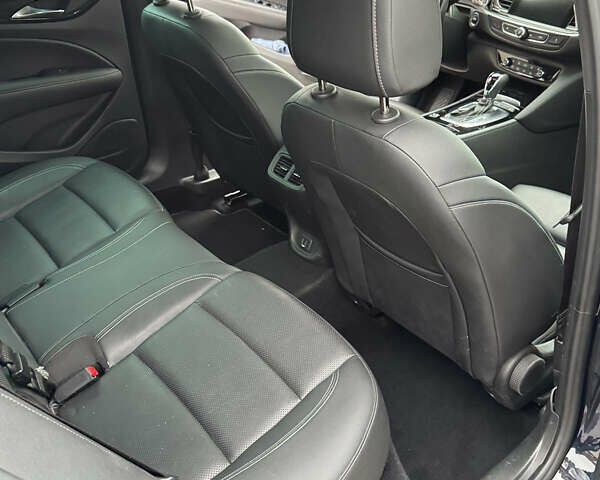 Синий Опель Инсигния, объемом двигателя 1.6 л и пробегом 170 тыс. км за 18500 $, фото 9 на Automoto.ua