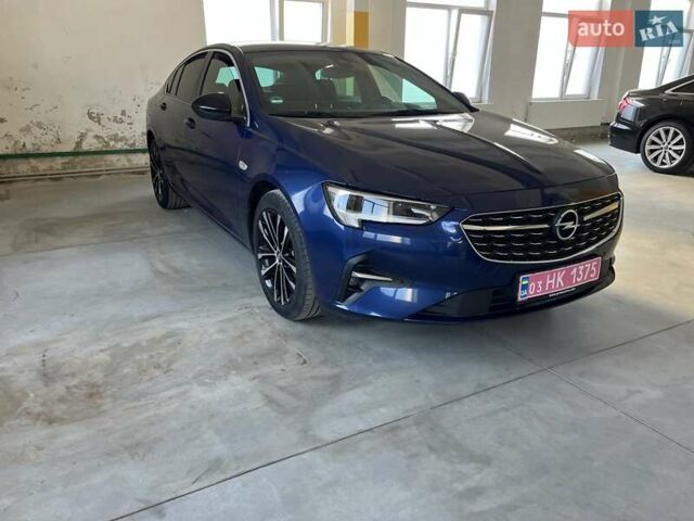 Синий Опель Инсигния, объемом двигателя 2 л и пробегом 119 тыс. км за 18900 $, фото 3 на Automoto.ua
