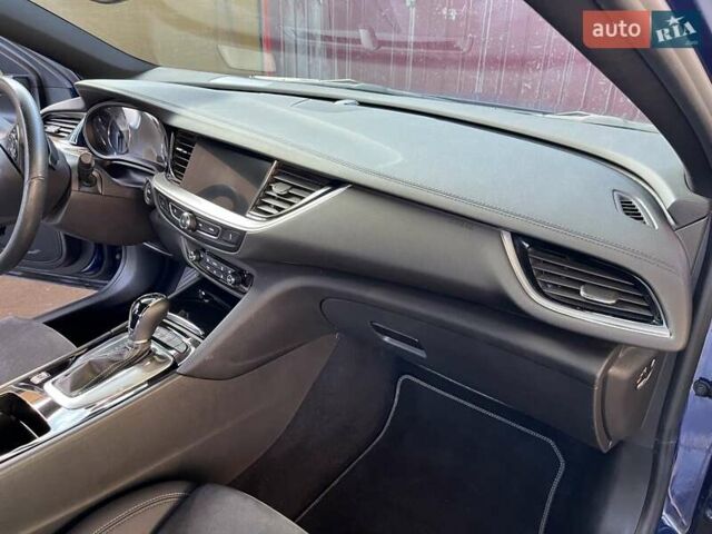 Синий Опель Инсигния, объемом двигателя 2 л и пробегом 119 тыс. км за 18900 $, фото 50 на Automoto.ua