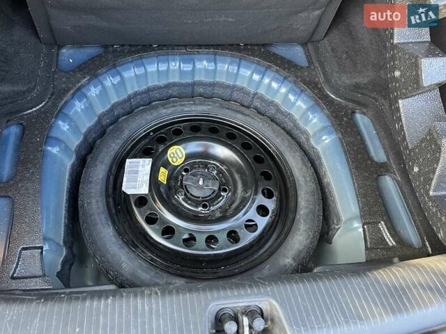 Синий Опель Инсигния, объемом двигателя 2 л и пробегом 119 тыс. км за 18900 $, фото 76 на Automoto.ua