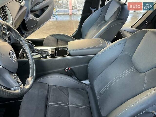 Синий Опель Инсигния, объемом двигателя 2 л и пробегом 119 тыс. км за 18900 $, фото 60 на Automoto.ua