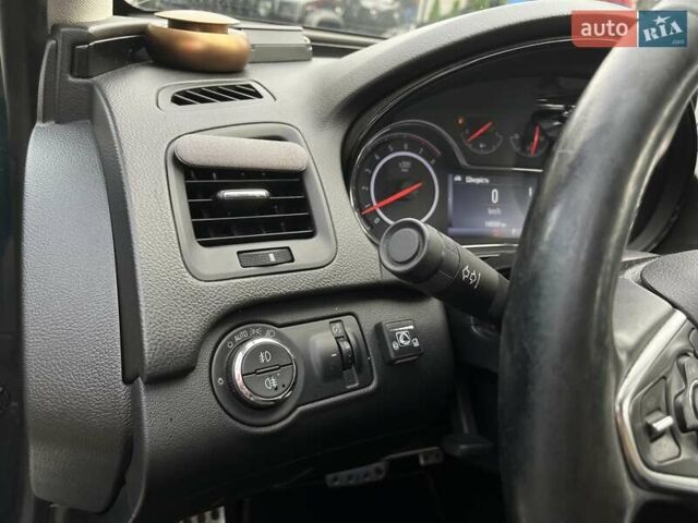 Зеленый Опель Инсигния, объемом двигателя 2 л и пробегом 150 тыс. км за 13600 $, фото 12 на Automoto.ua