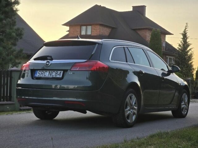 Зеленый Опель Инсигния, объемом двигателя 2 л и пробегом 236 тыс. км за 1900 $, фото 2 на Automoto.ua