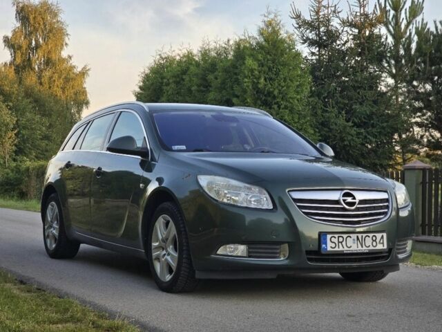 Зеленый Опель Инсигния, объемом двигателя 2 л и пробегом 236 тыс. км за 1900 $, фото 1 на Automoto.ua