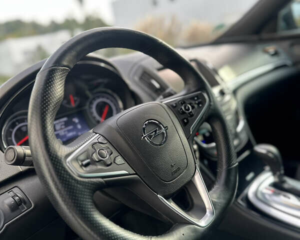 Зеленый Опель Инсигния, объемом двигателя 2 л и пробегом 215 тыс. км за 10300 $, фото 16 на Automoto.ua