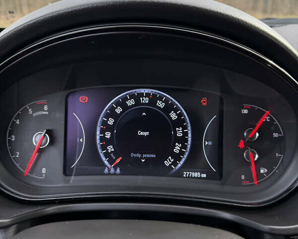 Зеленый Опель Инсигния, объемом двигателя 1.96 л и пробегом 280 тыс. км за 9500 $, фото 29 на Automoto.ua