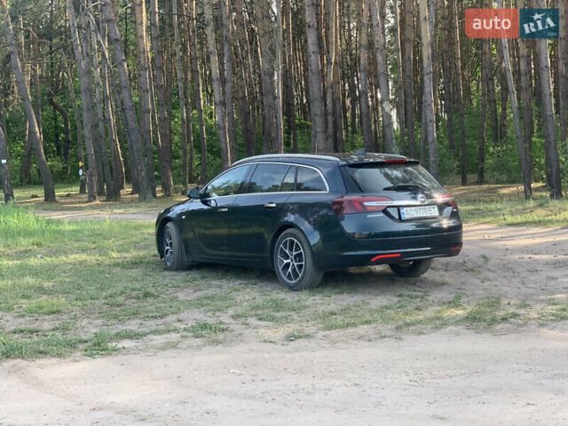 Зеленый Опель Инсигния, объемом двигателя 1.6 л и пробегом 140 тыс. км за 12350 $, фото 1 на Automoto.ua