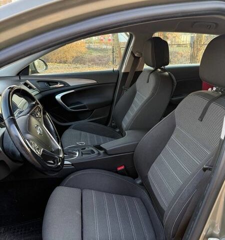 Зеленый Опель Инсигния, объемом двигателя 1.6 л и пробегом 172 тыс. км за 10700 $, фото 5 на Automoto.ua