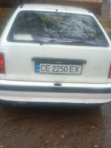 Белый Опель Кадет, объемом двигателя 1.3 л и пробегом 600 тыс. км за 750 $, фото 3 на Automoto.ua