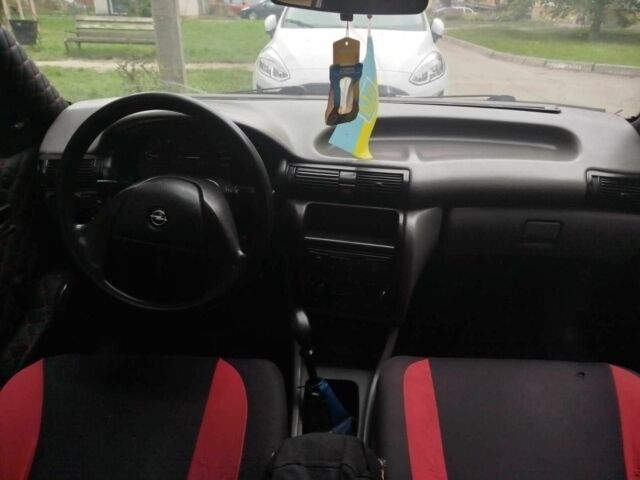 Белый Опель Кадет, объемом двигателя 1.7 л и пробегом 387 тыс. км за 650 $, фото 1 на Automoto.ua