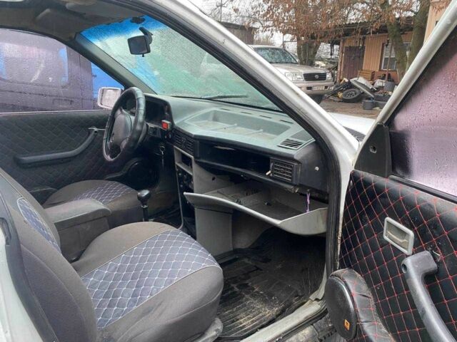 Білий Опель Кадет, об'ємом двигуна 1.3 л та пробігом 400 тис. км за 1000 $, фото 5 на Automoto.ua