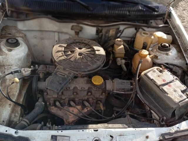 Белый Опель Кадет, объемом двигателя 5 л и пробегом 50 тыс. км за 650 $, фото 8 на Automoto.ua