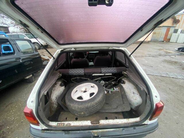 Білий Опель Кадет, об'ємом двигуна 1.3 л та пробігом 400 тис. км за 1000 $, фото 9 на Automoto.ua