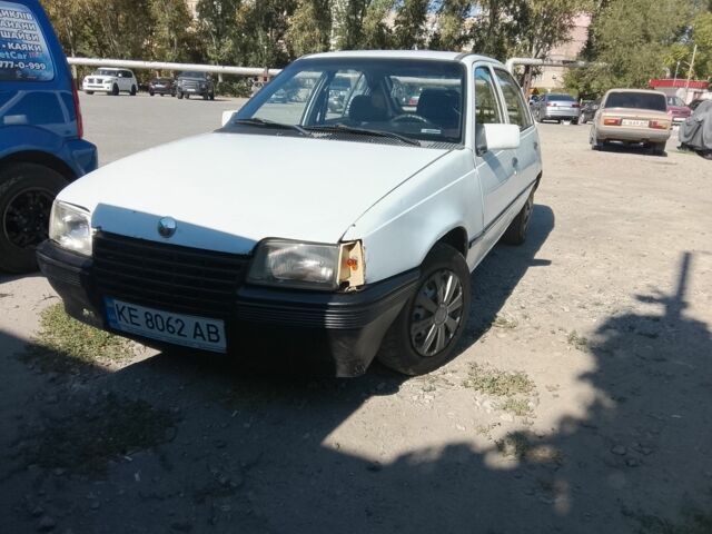 Опель Кадет 1986 в Днепре (Днепропетровске) на Automoto.ua Белый Опель Кадет, объемом двигателя 1.6 л и пробегом 170 тыс. км за 600 $, фото 1 на Automoto.ua
