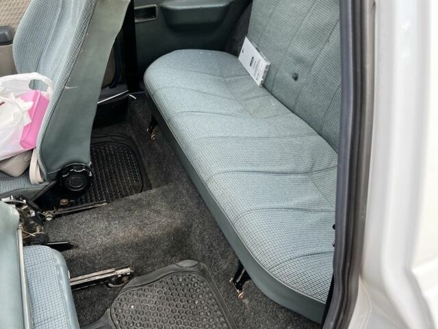 Белый Опель Кадет, объемом двигателя 1.3 л и пробегом 130 тыс. км за 1700 $, фото 9 на Automoto.ua