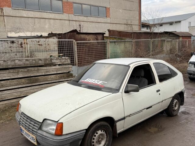 Білий Опель Кадет, об'ємом двигуна 1.3 л та пробігом 300 тис. км за 450 $, фото 2 на Automoto.ua