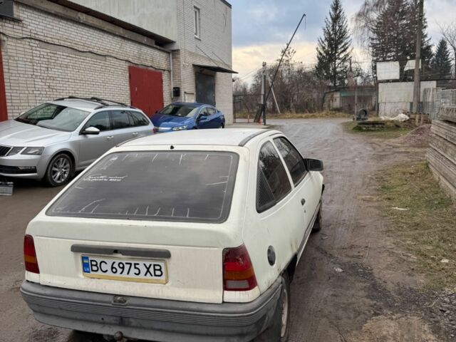 Білий Опель Кадет, об'ємом двигуна 1.3 л та пробігом 300 тис. км за 450 $, фото 4 на Automoto.ua