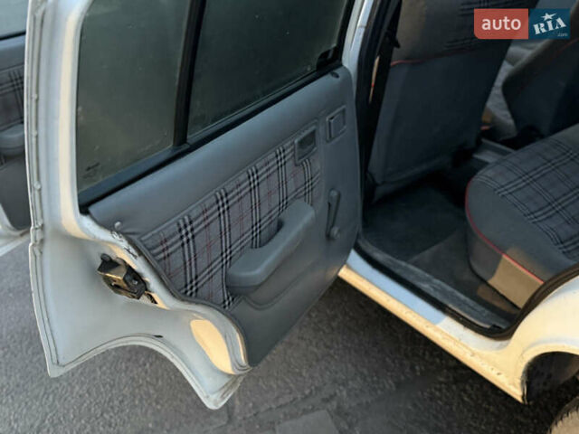 Білий Опель Кадет, об'ємом двигуна 0 л та пробігом 375 тис. км за 599 $, фото 15 на Automoto.ua