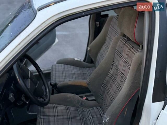 Белый Опель Кадет, объемом двигателя 1.3 л и пробегом 379 тыс. км за 750 $, фото 26 на Automoto.ua