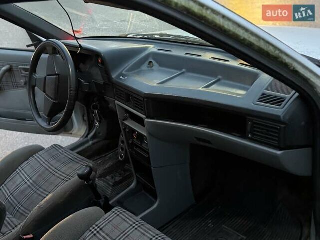 Белый Опель Кадет, объемом двигателя 1.3 л и пробегом 379 тыс. км за 750 $, фото 20 на Automoto.ua