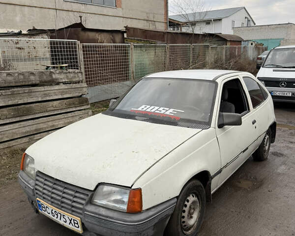Білий Опель Кадет, об'ємом двигуна 1.3 л та пробігом 300 тис. км за 550 $, фото 7 на Automoto.ua