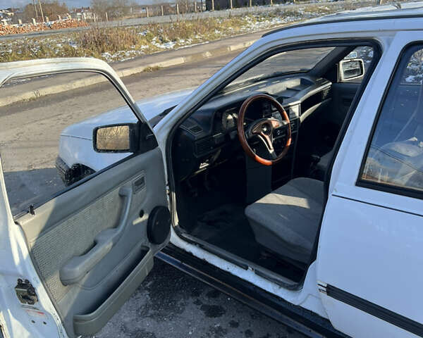 Белый Опель Кадет, объемом двигателя 1.3 л и пробегом 10 тыс. км за 850 $, фото 10 на Automoto.ua