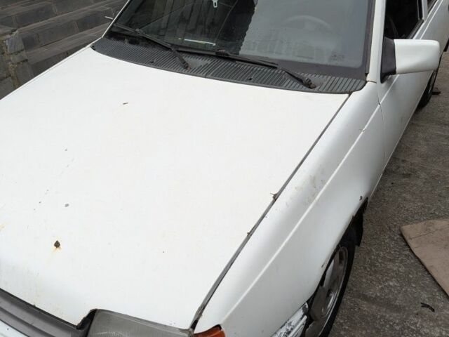 Белый Опель Кадет, объемом двигателя 1.3 л и пробегом 205 тыс. км за 415 $, фото 2 на Automoto.ua