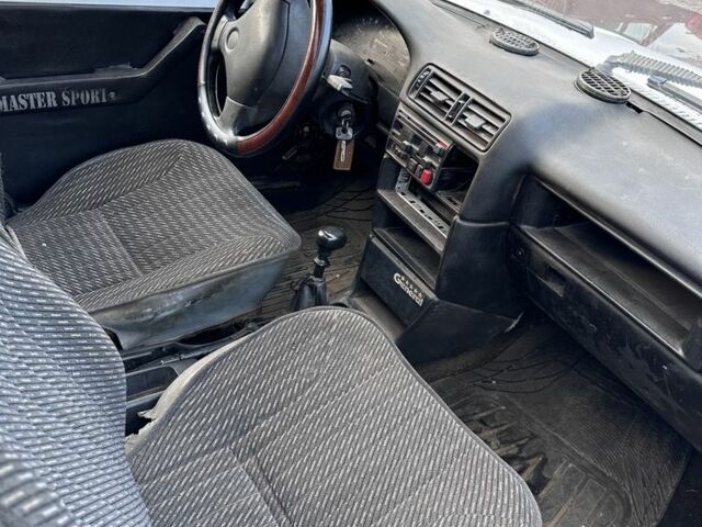 Белый Опель Кадет, объемом двигателя 0 л и пробегом 123 тыс. км за 1000 $, фото 4 на Automoto.ua