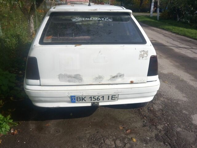 Белый Опель Кадет, объемом двигателя 2 л и пробегом 89 тыс. км за 193 $, фото 2 на Automoto.ua