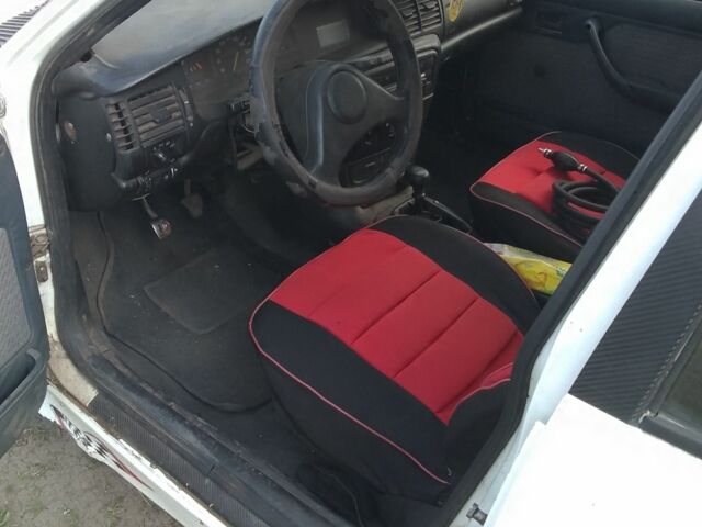 Белый Опель Кадет, объемом двигателя 0 л и пробегом 120 тыс. км за 1066 $, фото 2 на Automoto.ua