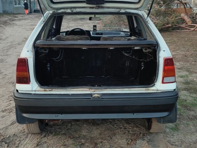 Білий Опель Кадет, об'ємом двигуна 0 л та пробігом 100 тис. км за 710 $, фото 13 на Automoto.ua