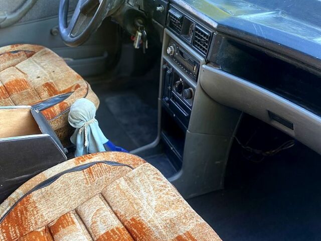 Белый Опель Кадет, объемом двигателя 1.3 л и пробегом 300 тыс. км за 250 $, фото 3 на Automoto.ua