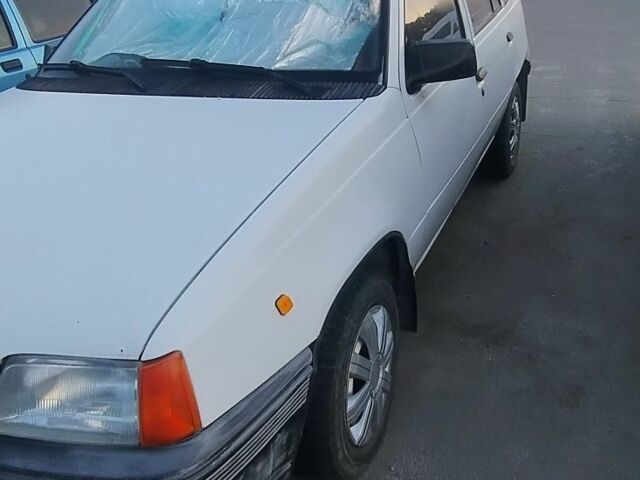 Білий Опель Кадет, об'ємом двигуна 1 л та пробігом 300 тис. км за 1300 $, фото 2 на Automoto.ua