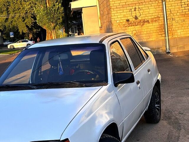 Белый Опель Кадет, объемом двигателя 1.6 л и пробегом 0 тыс. км за 520 $, фото 5 на Automoto.ua